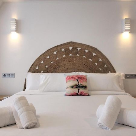 Hostal Aires Del Mar การ์โบเนรัส ภายนอก รูปภาพ