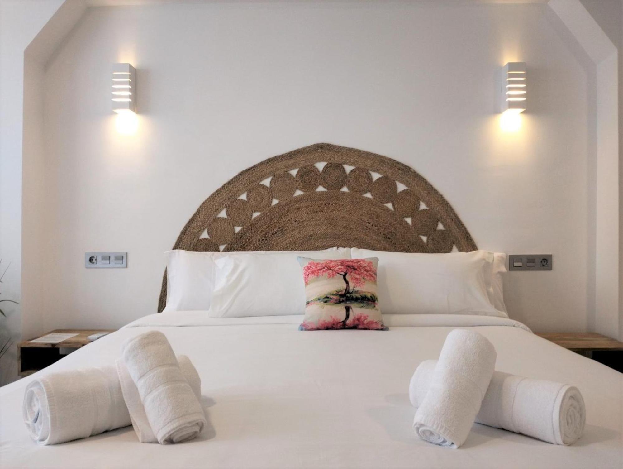 Hostal Aires Del Mar การ์โบเนรัส ภายนอก รูปภาพ